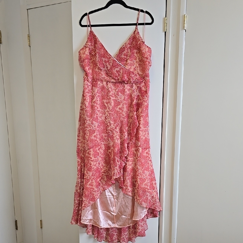Elegant Pink Paisley Women's Dress